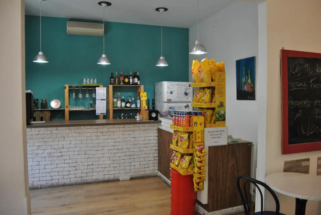 Balarm - Hostel And Bar 팔레르모