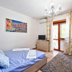  Guest house Venice City - With Private & Bathroom, Ac & Tv Italy