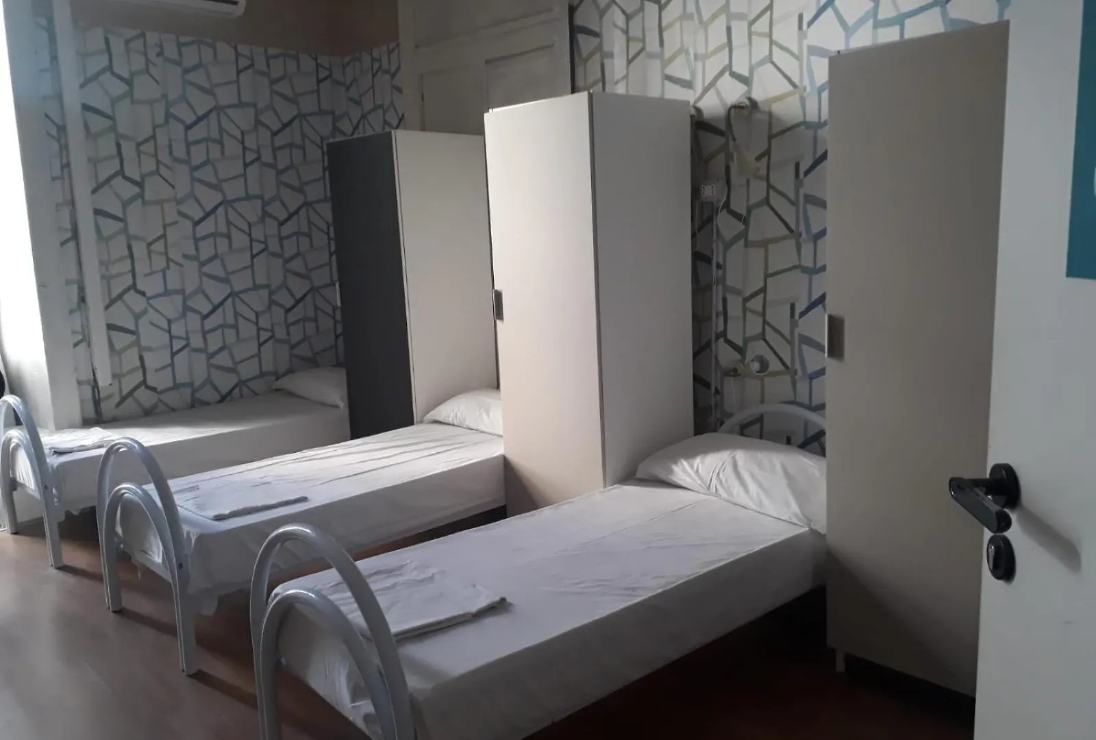 Balarm - Hostel And Bar Palermo Italy