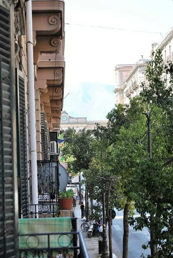 Balarm - Hostel And Bar Palermo 0*,  Italy