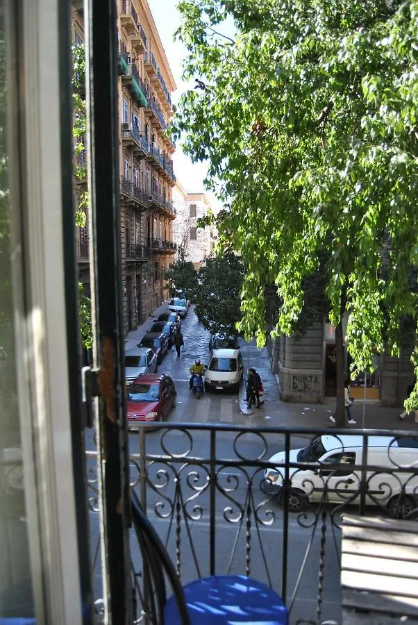 Balarm - Hostel And Bar Palermo
