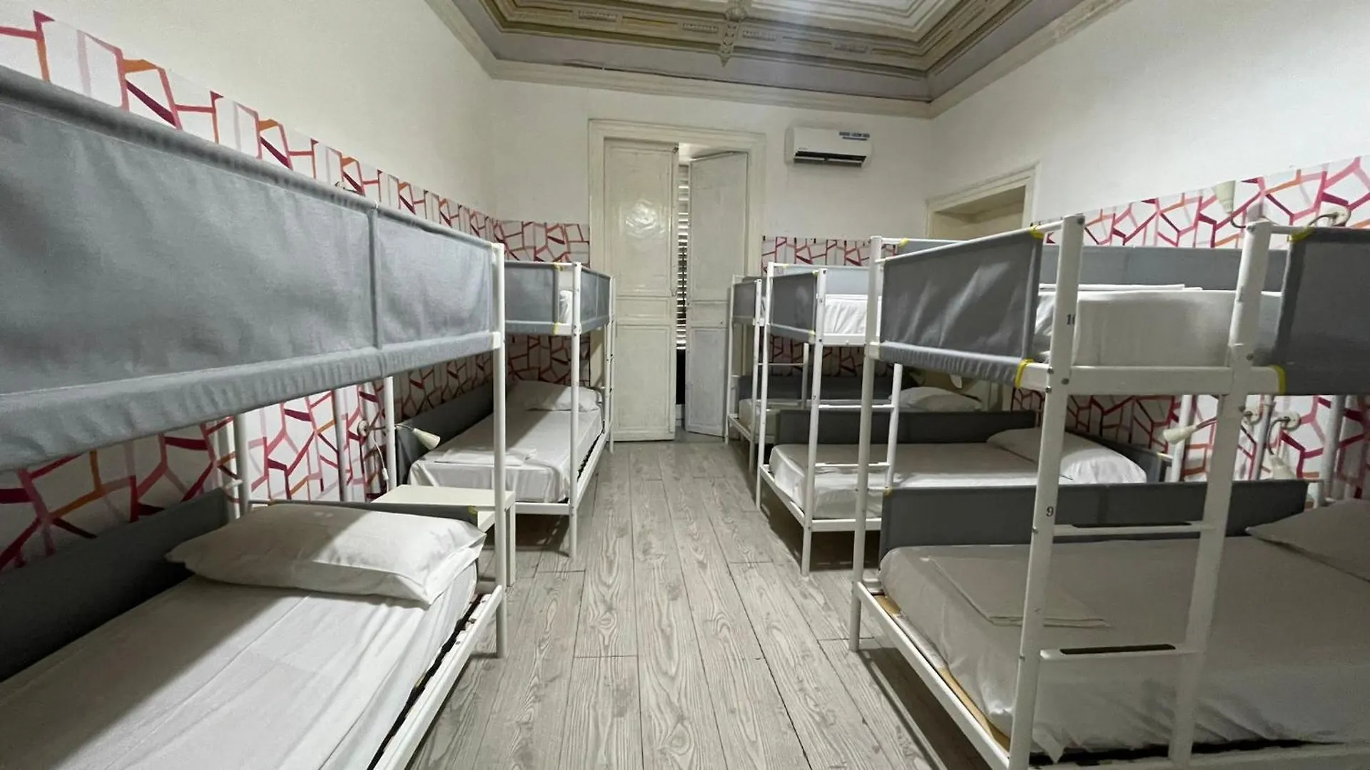 Balarm - Hostel And Bar Palermo